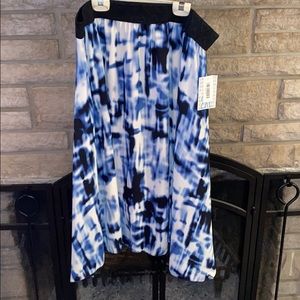 LuLaRoe Lola skirt
